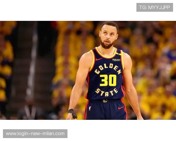 勇士后卫关键抢断转化为致命得分